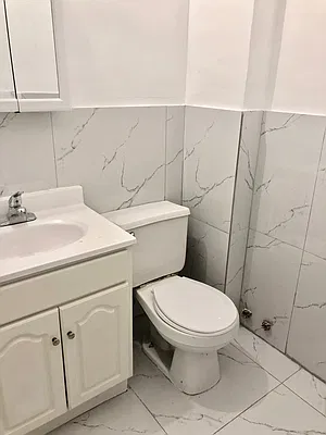 Rented by Grand & Co. | media 11