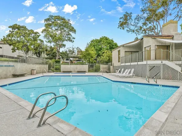 5071 La Cuenta Dr, San Diego, CA 92124