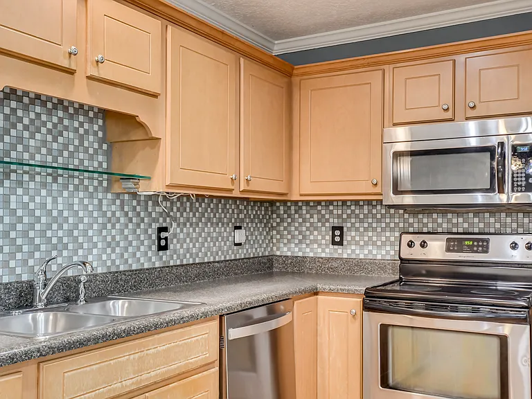 223 Old Berzelia Rd — Photo 29