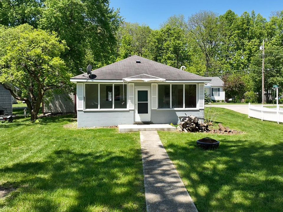 1st image of 705 Bluewater Dr