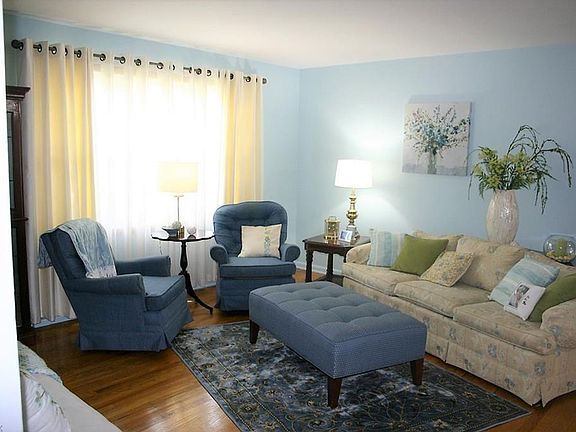 3rd image of 273 Buckeye Dr