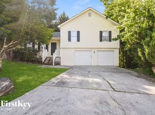 189 Bay Court Dr, Stockbridge, GA