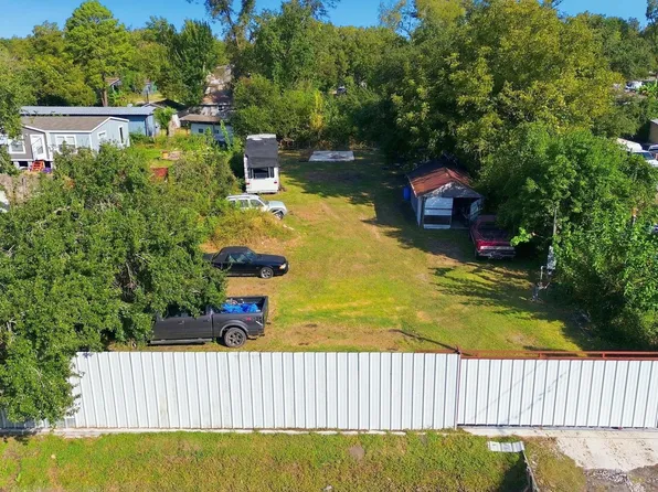 321 E Lorino St, Houston, TX 77037