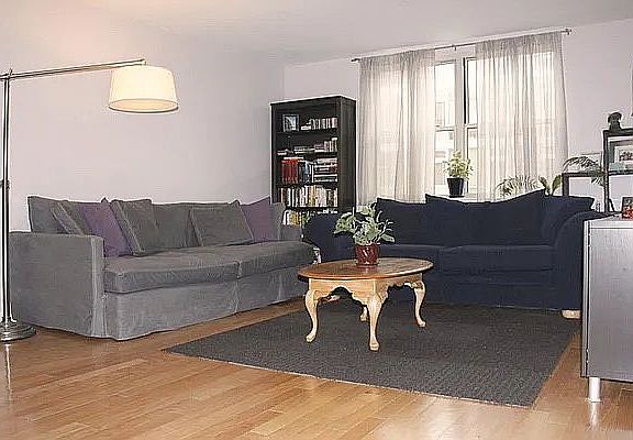 3rd image of 476 Sterling Pl APT 301