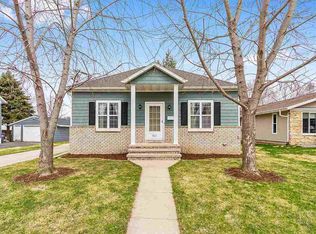 531 Robbins St, Seymour, WI 54165