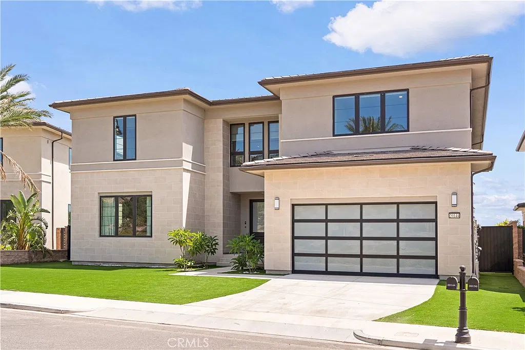 5 bed, 5.5 bath, 4998 sqft, $11,800 — Photo 3