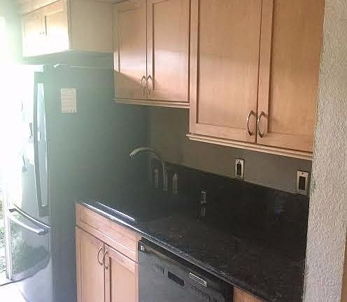 4th image of 6606 Wesley Ave