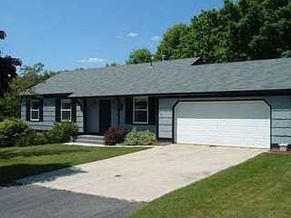 1st image of 422 Fairlane Dr