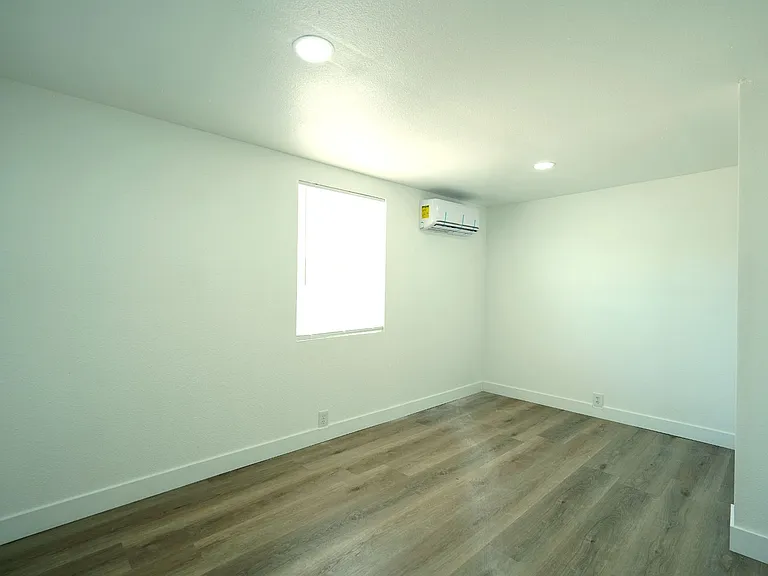 1006 Beverly Rd — Photo 6