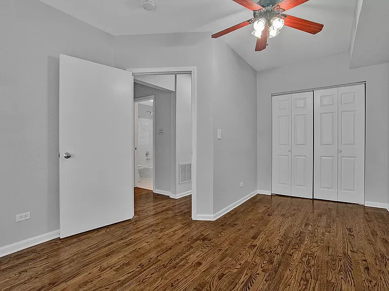 6211 S Woodlawn Ave #D — Photo 16