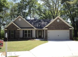 1959 Paynes Point, Winder, GA 30680