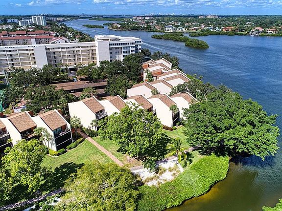 5th image of 1800 COVE II PLACE #213