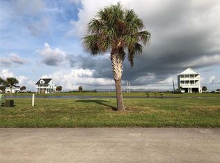 26822 Estuary Dr, Galveston, TX 77554