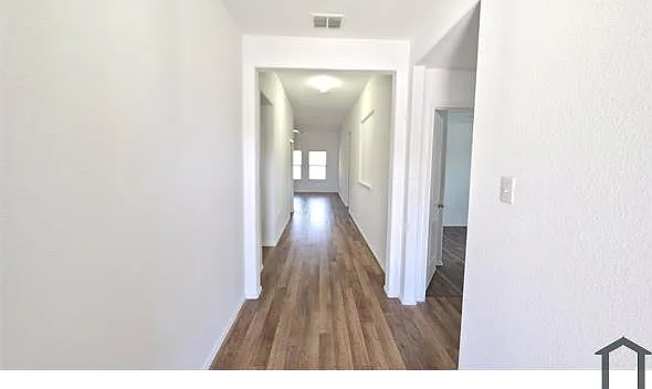 2938 Montrose Trl — Photo 2
