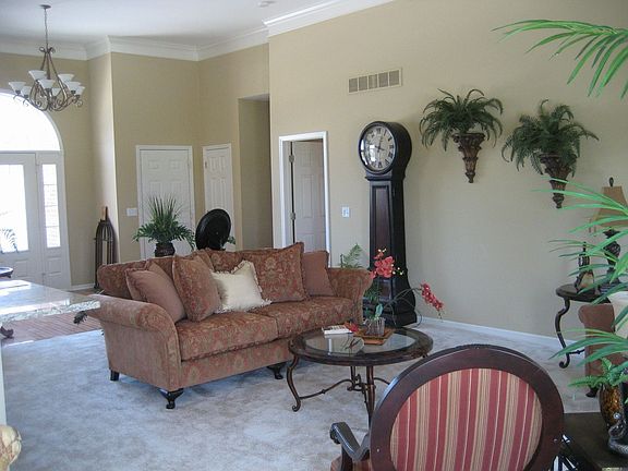 Great Room to Foyer