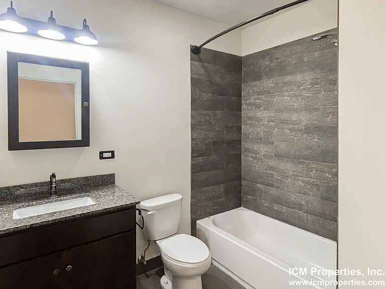 5063 N Winchester Ave #1 — Photo 5