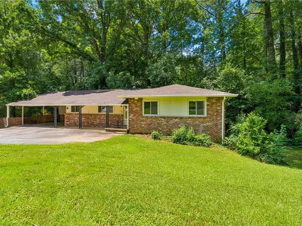 1744 Reindeer Dr NE, Atlanta, GA 30329