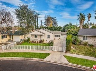 5704 Newcastle Ave, Encino, CA 91316