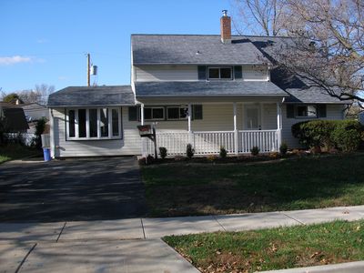 59 Roundwood Ln, Levittown, PA, 19055