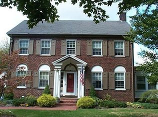 375 Yarmouth Rd, Rochester, NY 14610