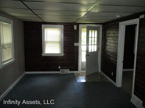 4th image of 1349 Willard Ave