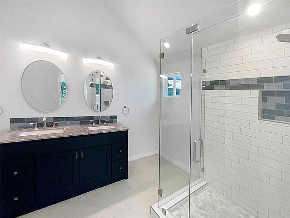 2nd image of 2116 Wentworth Dr #9