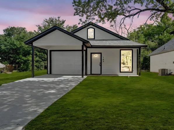 705 E Hanna St, Denison, TX 75021