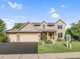 6545 Urbandale Ln N, Maple Grove, MN 55311