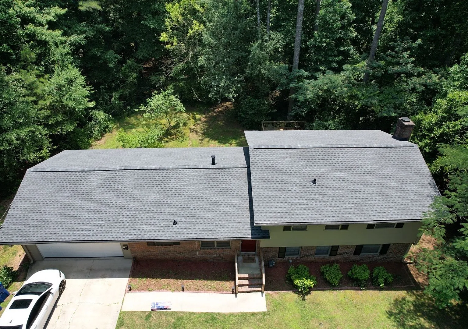 Room in 8 Bedroom Home and 2800 Butner Rd — Photo 3