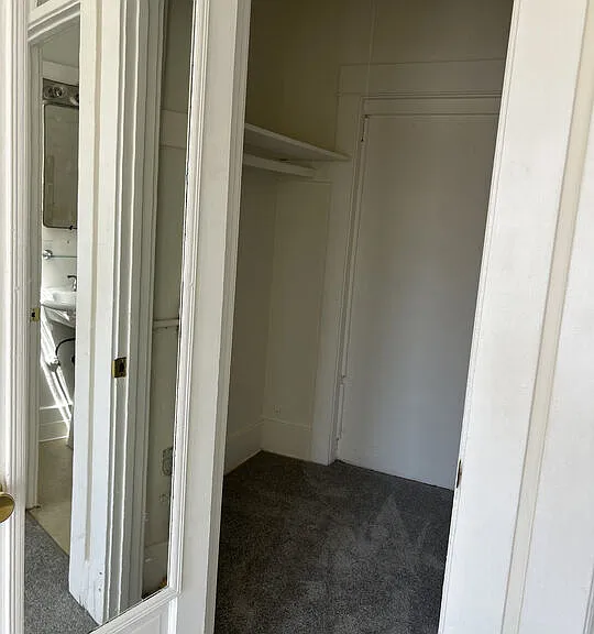 1042 2nd St #3 — Photo 9