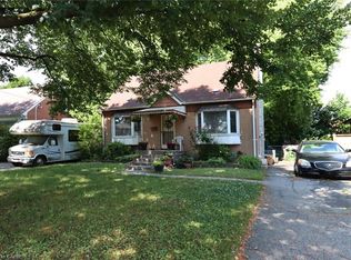 26 Ann Arbour Rd, Toronto, ON M9M2J6