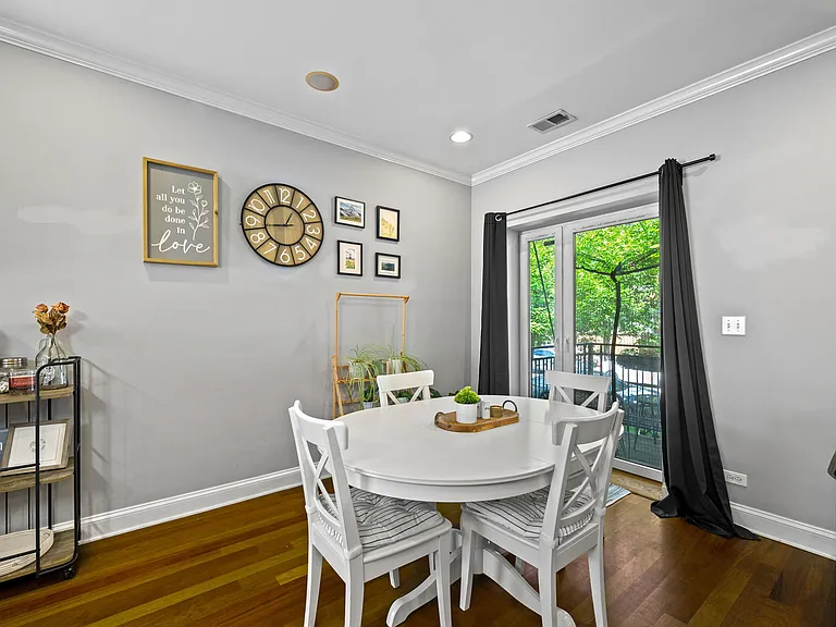 1949 W Leland Ave #1 — Photo 5