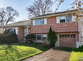 67 Essex Pl, Dumont, NJ 07628