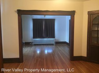 68 Ascutney St APT 3, Windsor, VT 05089