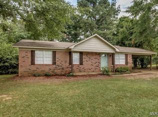 12372 County Line Rd, Moundville, AL 35474