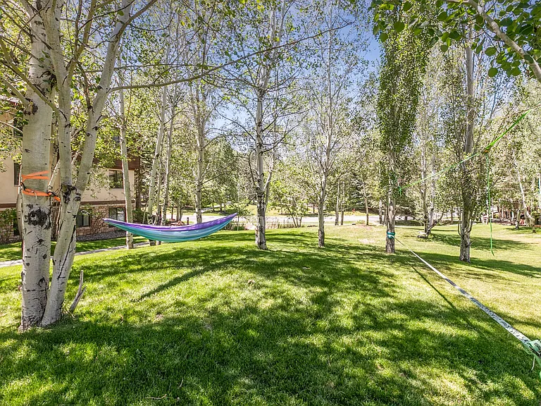 1600 Pinebrook Blvd #E1 — Photo 28