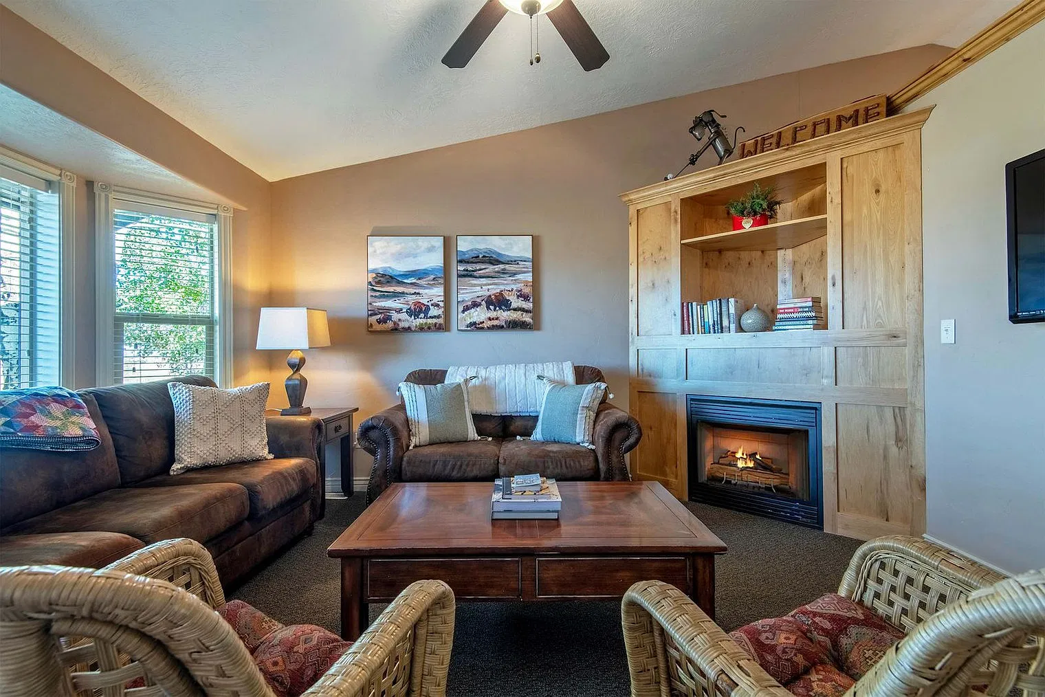 6 bed, 3.0 bath, 2798 sqft, $12,552 — Photo 1