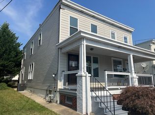 1247 Maple St, Pottstown, PA 19464