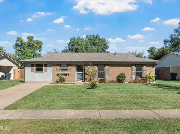 2129 Rossie Lee Dr, Bossier City, LA 71112