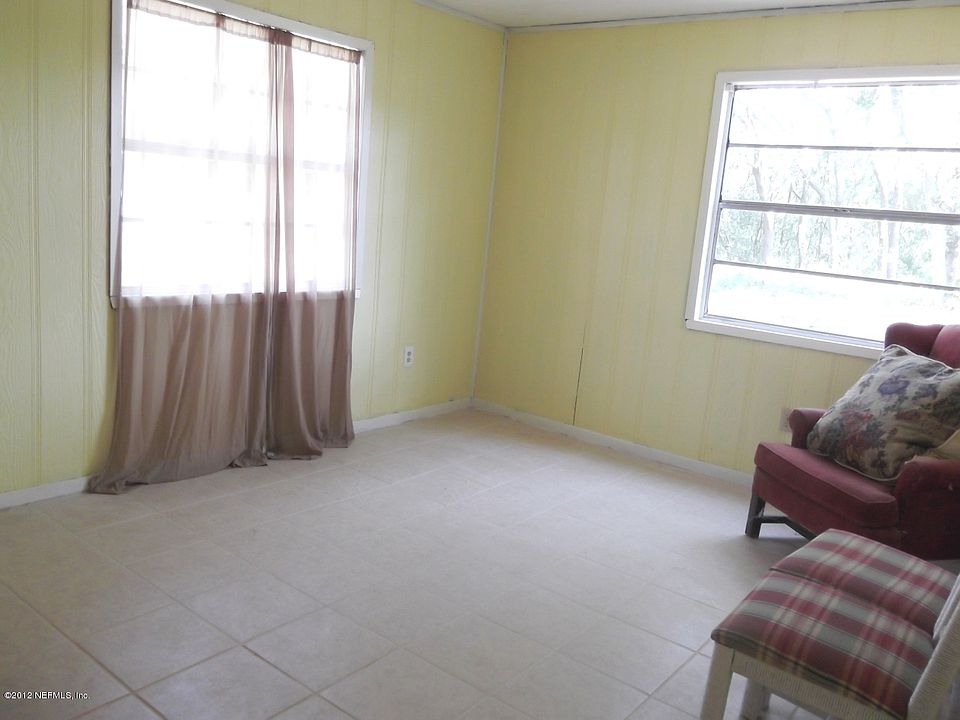 1st image of 304 N 10th St