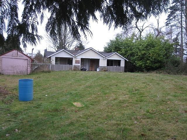1st image of 6210 27th St NE