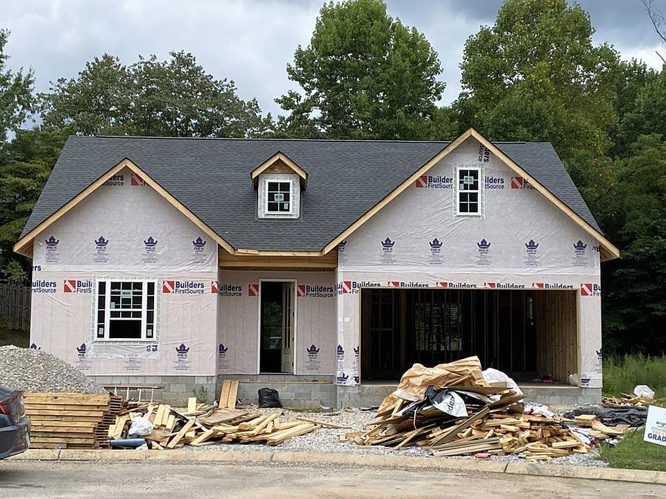 1st image of 124 Glen Abbey Dr