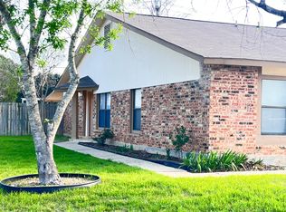 9623 Sugarloaf Dr, San Antonio, TX 78245