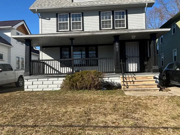 13817 Bartlett Ave, Cleveland, OH 44120