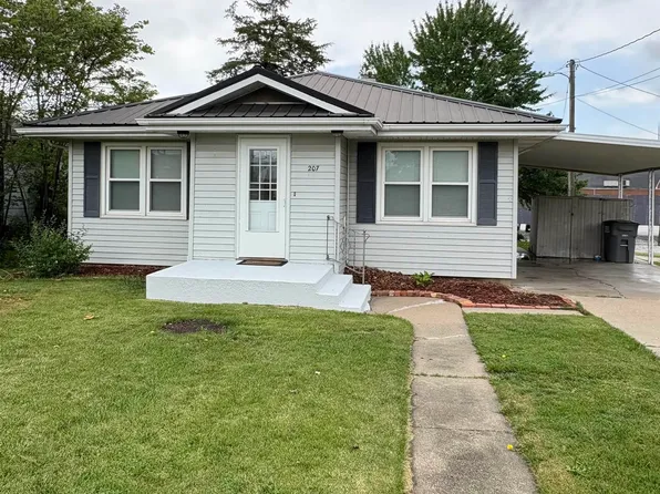 207 E North St, Colchester, IL 62326