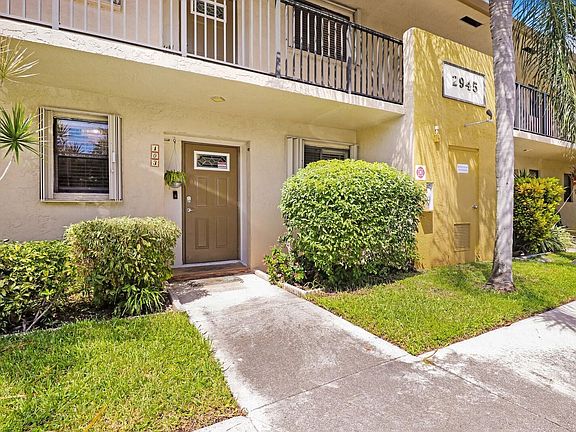 2nd image of 2945 NE 8th Terrace #103