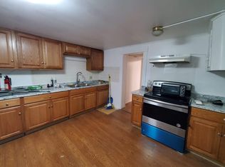 337 Salisbury St, Worcester, MA 01609