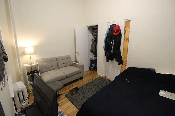 Rented by Luxor Homes & Investment Realty | media 10