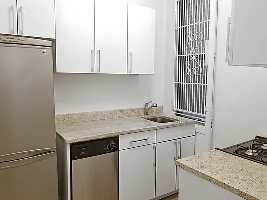 Rented by Corcoran | media 21