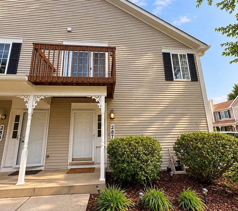 1st image of 287 Sandhurst Ln #D